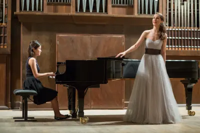 Dan Inglis Voice And Piano Studio