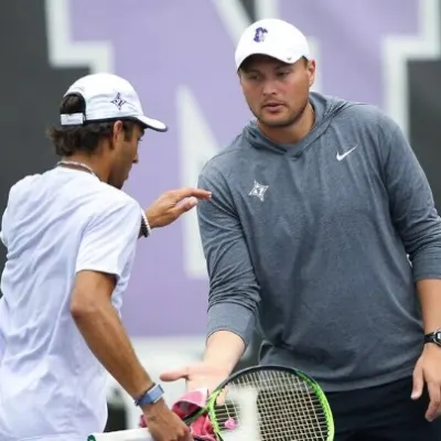 GozunTennis 