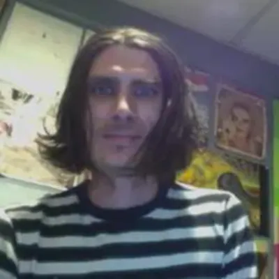 Johnny 