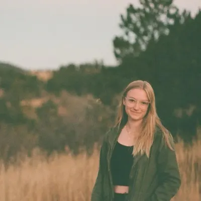 Sabrina Mae Photo + Video
