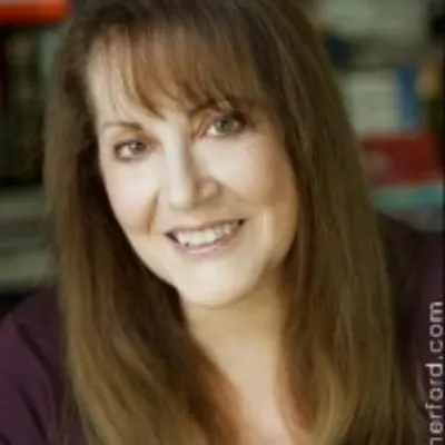 Shelley Stack
