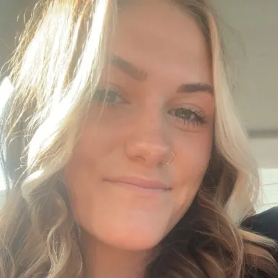 Emma Travis