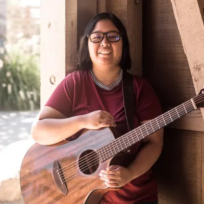Kat’s Guitar Lessons