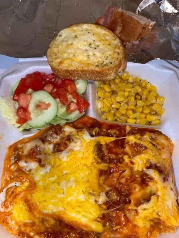 Lasagna, corn