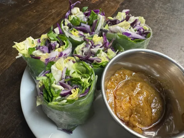 freshroll Vegan with Peanut Sauce