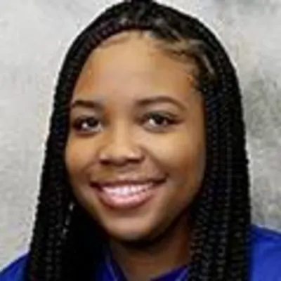 Mia Davis