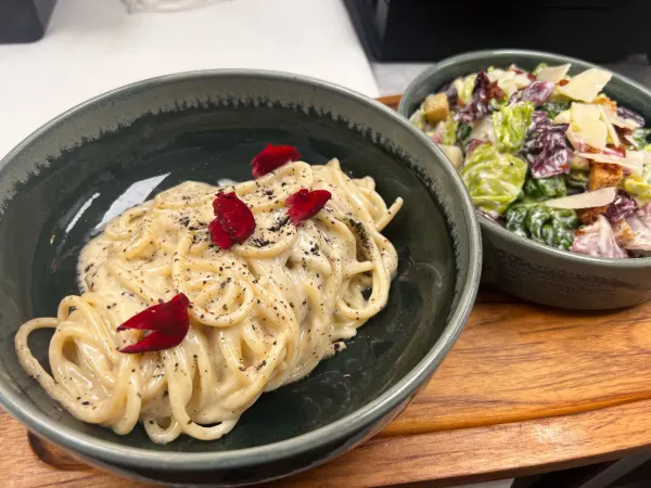 Spaghetti cacio e pepe