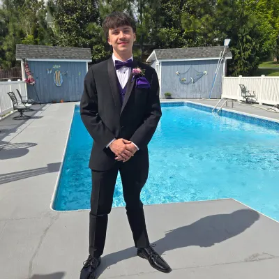 Ethan 