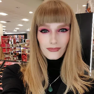 Gaia's Cosmetic Artistry
