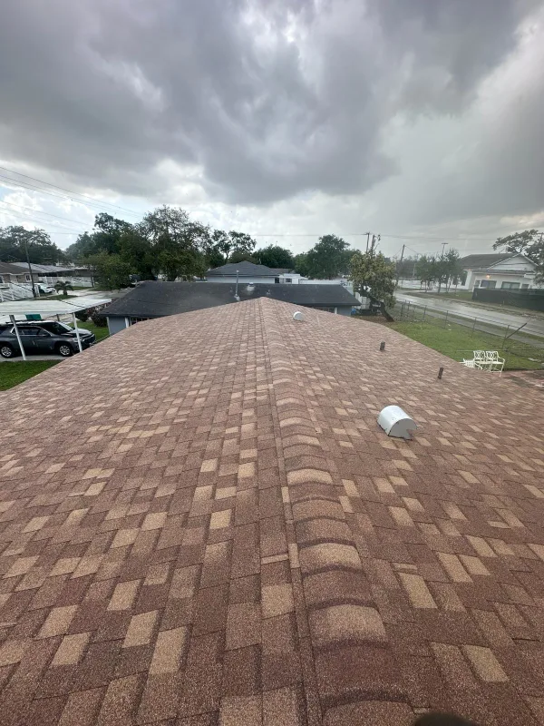 New brown shingle roof