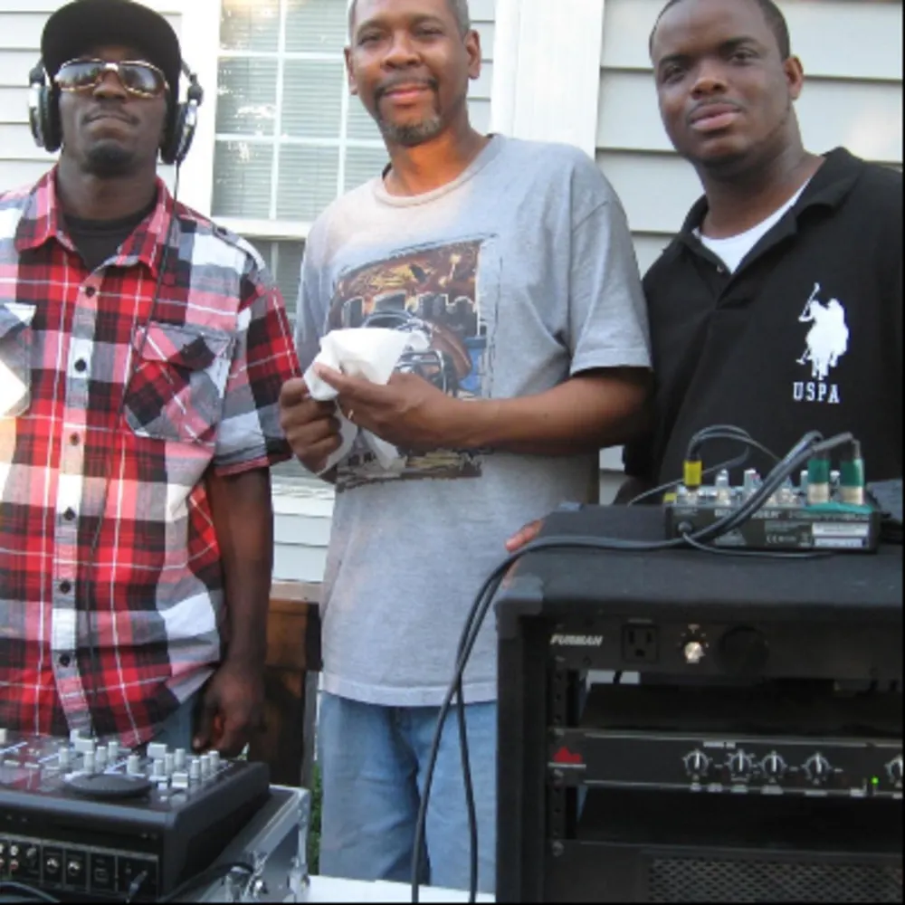LB Smooth DJ Services