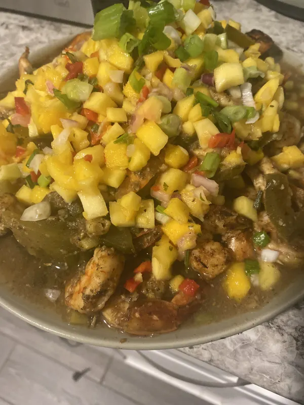 Jerk shrimp w mango s