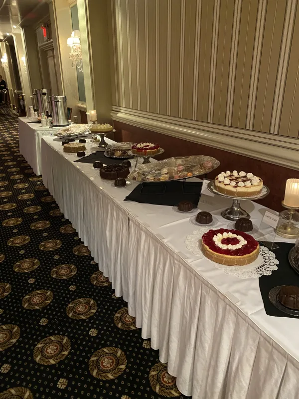 Colonial Hall Sweet Table