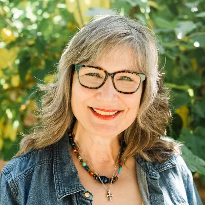 Holly Hunter Berry