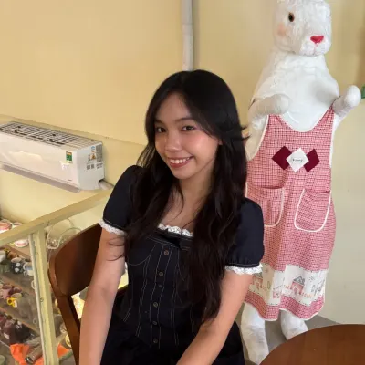 Melody Hoang