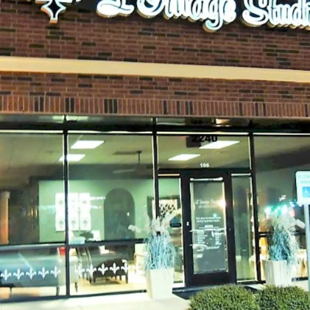 L'Image Studio Salon Suites
