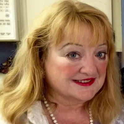 Julie Beach-Mascia Voice And Piano