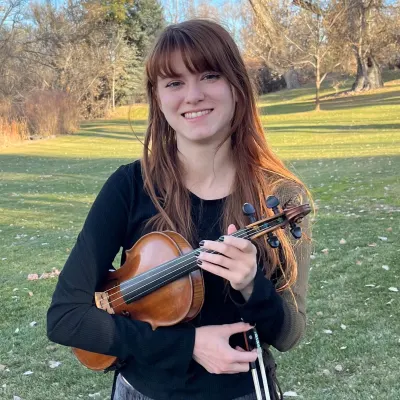 Anna-Claire Schultz Violin