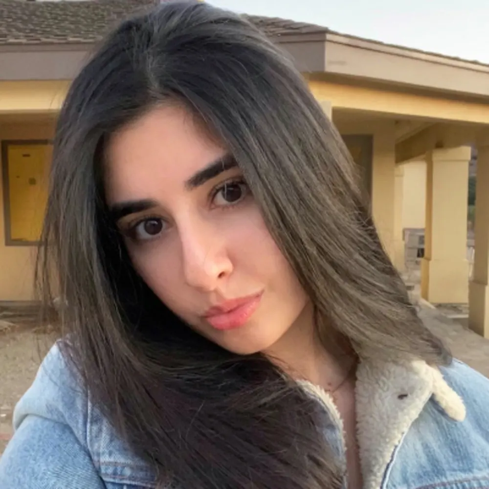 Tutoring By Yuriana <br><a Href="https://tutors.com/ca/oxnard/english-tutors/" Target="_blank"><img Src="//cdn.tutors.com/assets/images/tmp/tutors-2021.png" Width="150"></a><br>