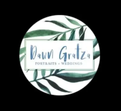 Dawn Gratza Portraits + Weddings