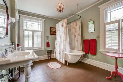 Liz Curry Studio