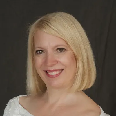Christine Zona