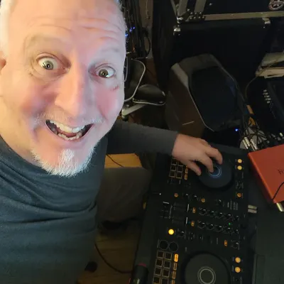 Robo DJ