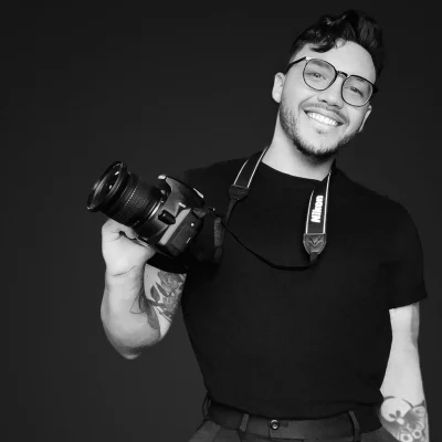 Shots By Rez
