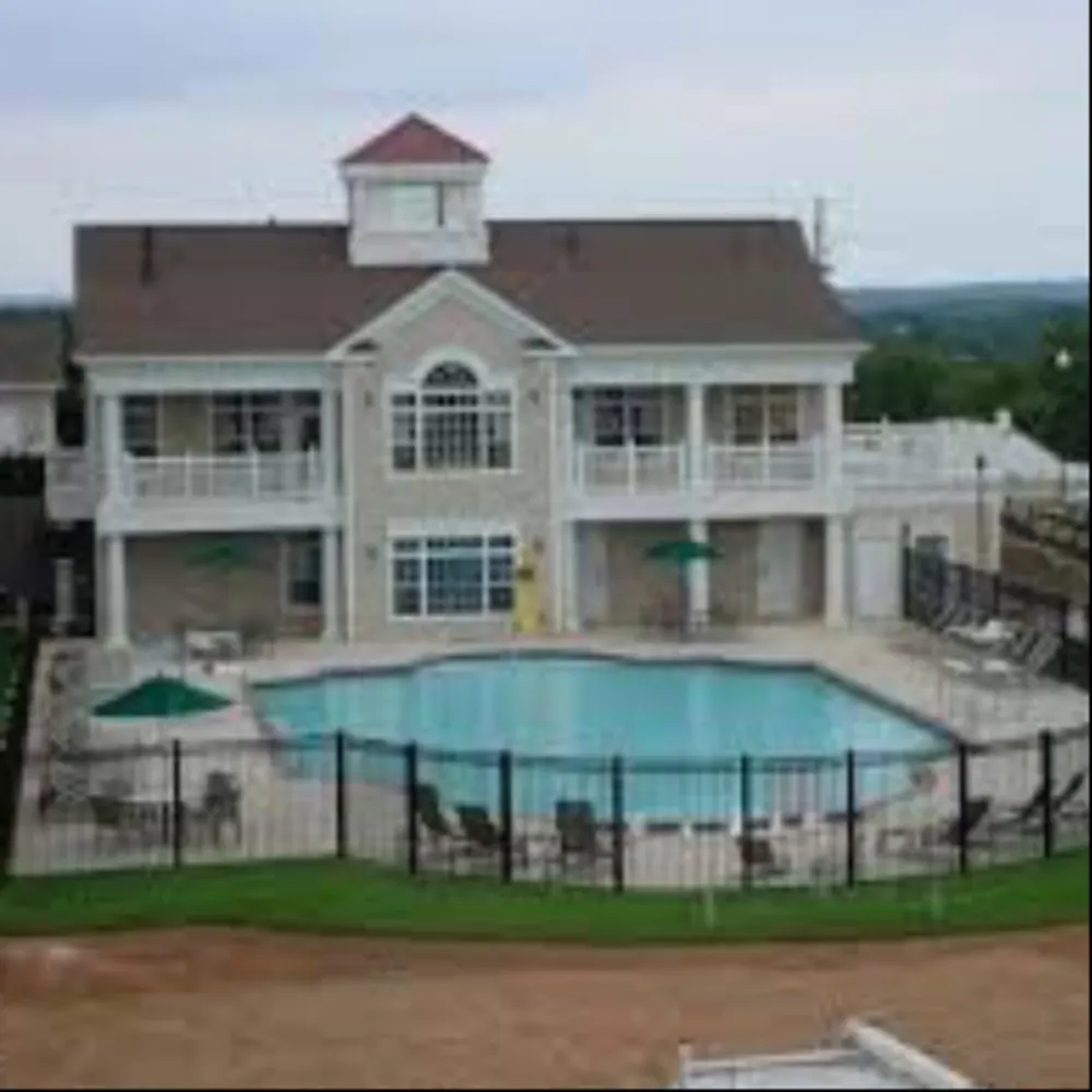 HomeResort Swimming Pools & Outdoor Living Co.