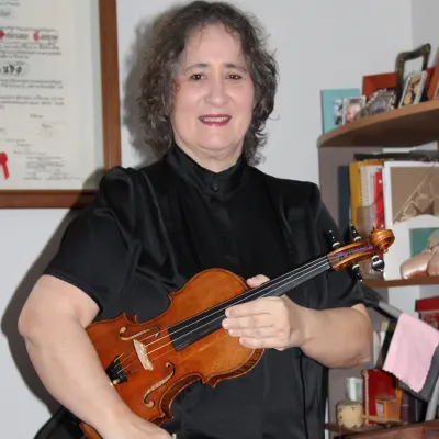 Jacqueline Violin Studio At The Opera Atelier