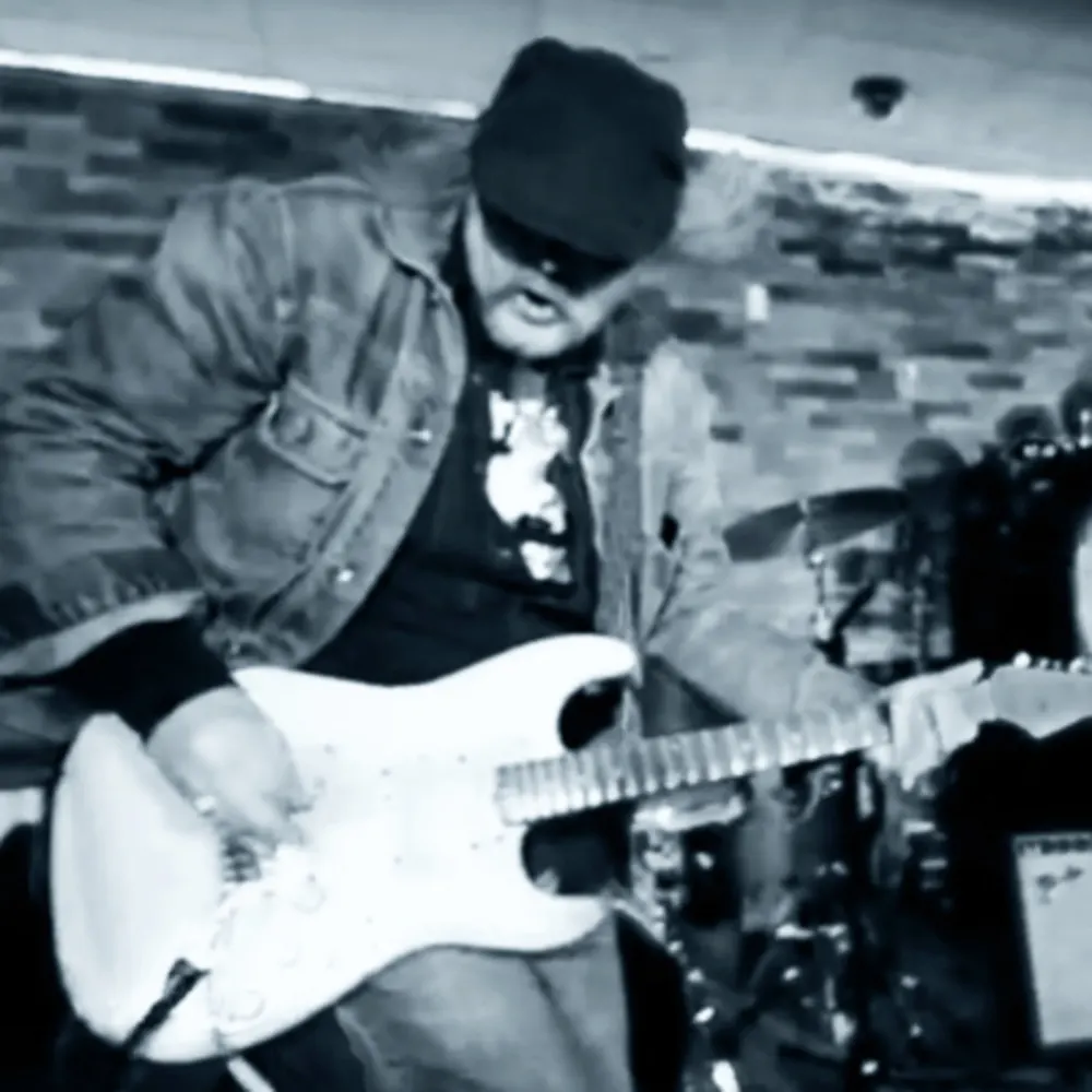 DrewTown Guitar Lessons (and Uke Too)