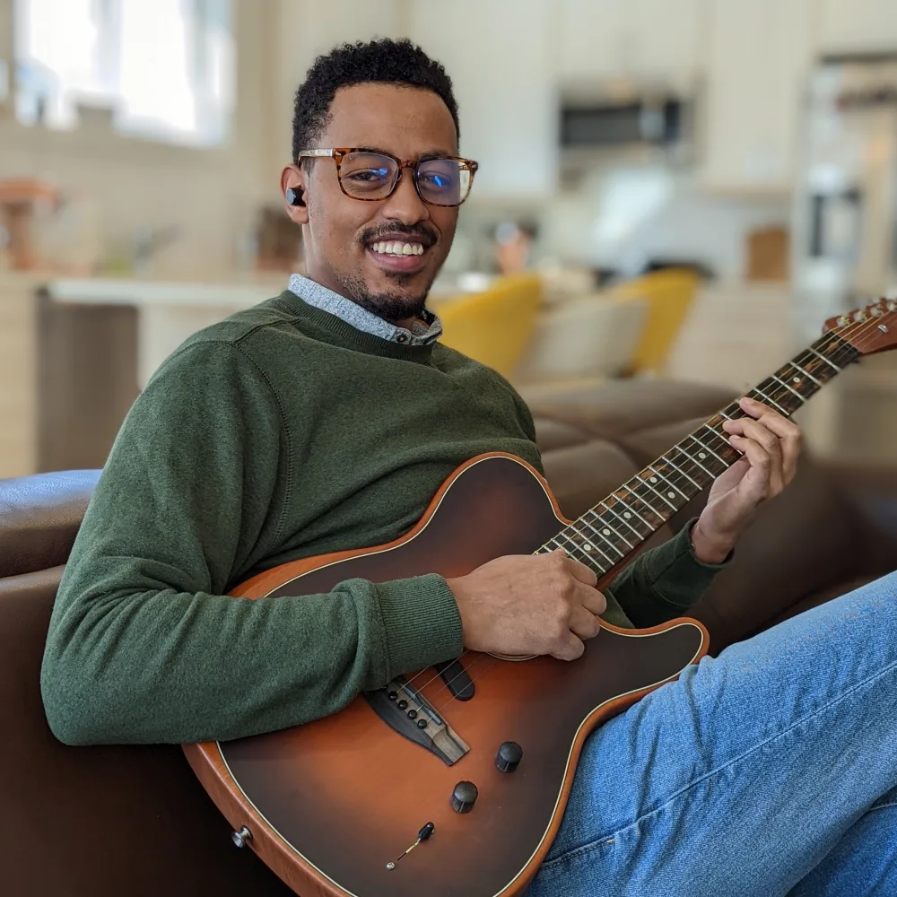 Guitar Lessons With Eyobed Thomas