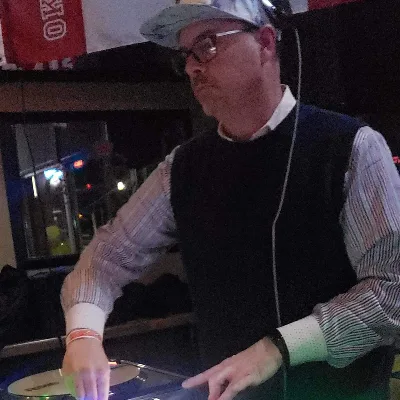 LIT-UP Radio