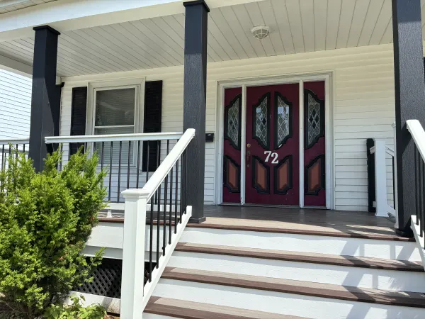 Trex Contrast Composite Board and Trex Railing 