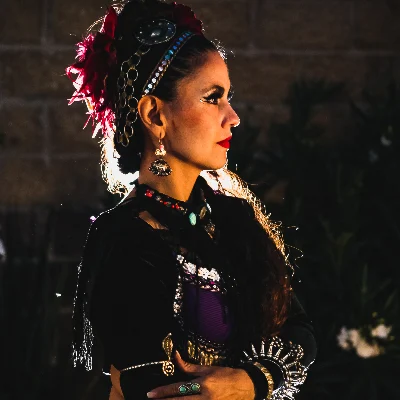 Dakinitri By Lore Rojas