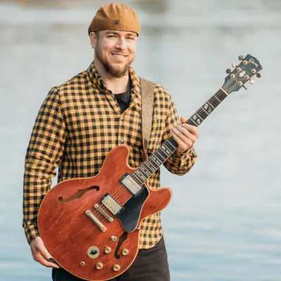 Manny Martinez Guitar Lessons