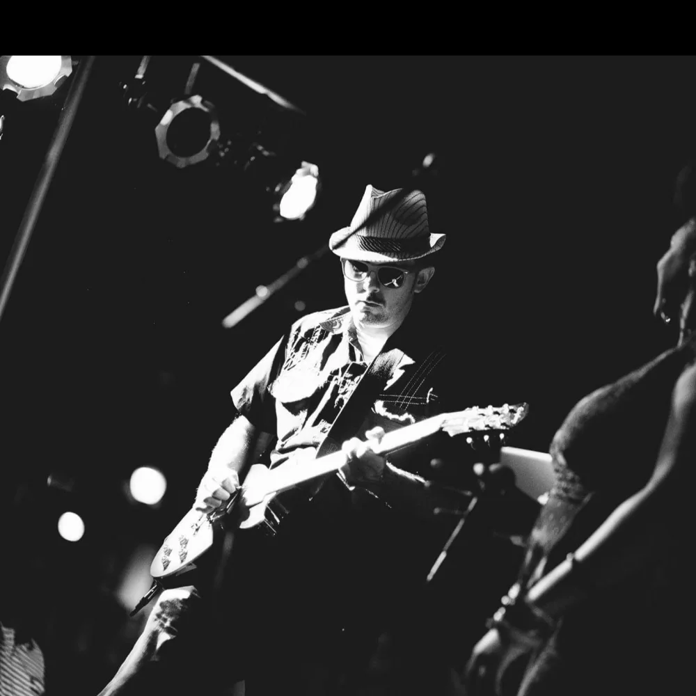 Adam's Guitar And Bass Lessons