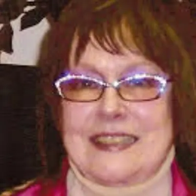 Stephanie Owen