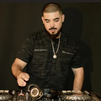 DJ MAC