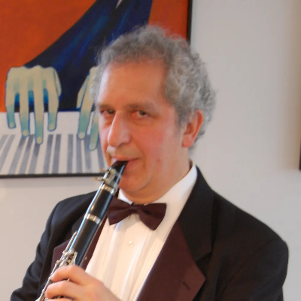 Jon Novi