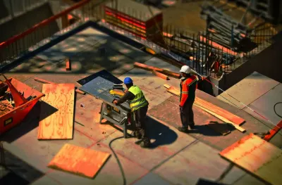 R G E Construction