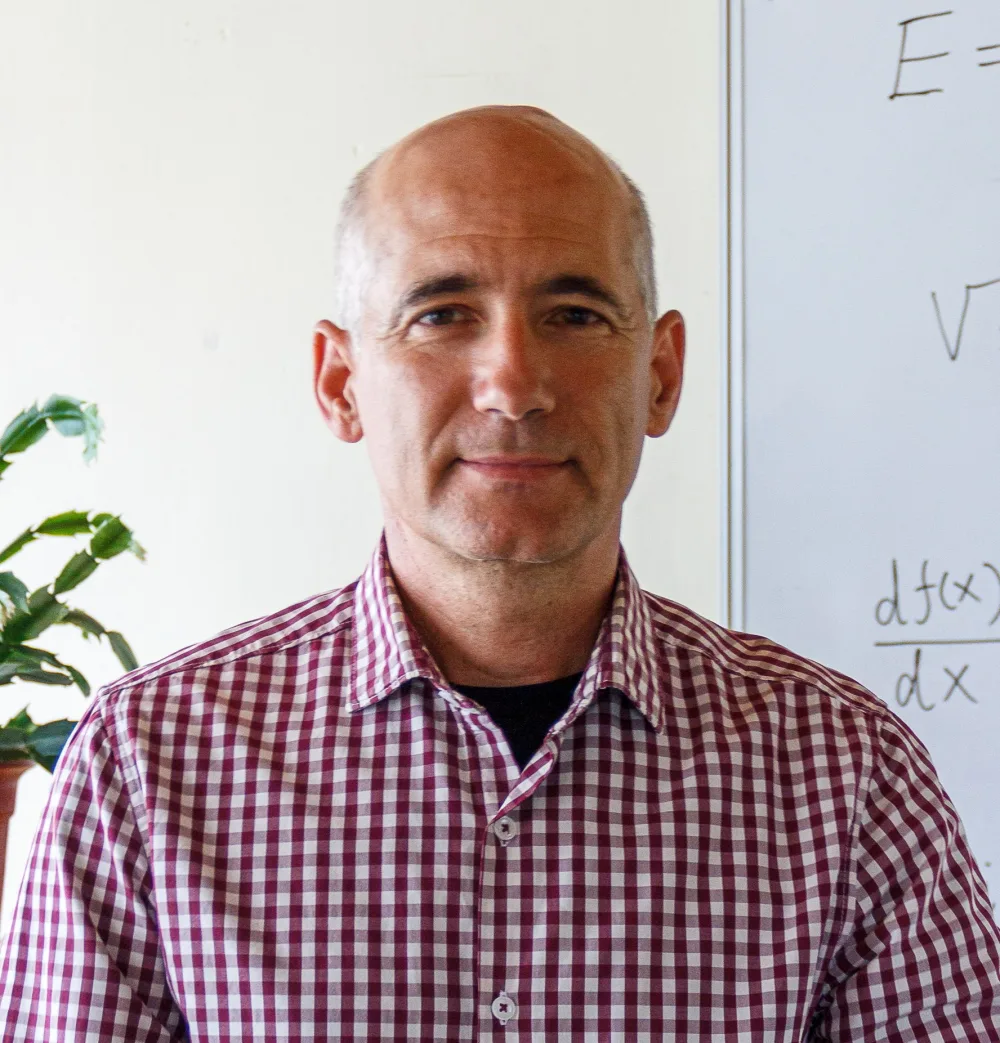Adrian Tutor Jose