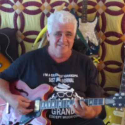 Papa Joe's Guitar Workshop