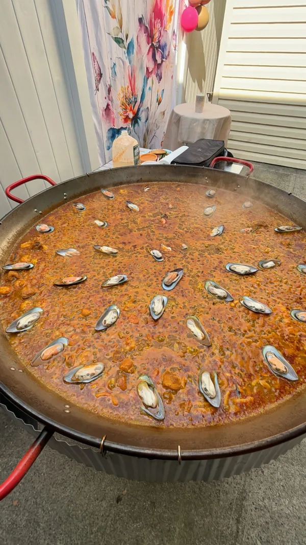 SEAFOOD PAELLA