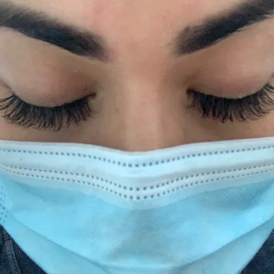Roz Eyebrows Threading
