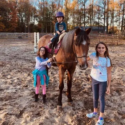 HANDY ACRES FARM