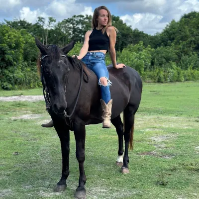 Southwest Ranches Horseback Riding With Annabelle 