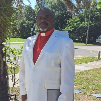 Minister Jesse Clemons