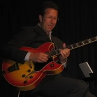 Chris Montgomery - Guitar, Bass, Theory Lessons