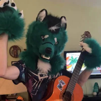 Noah Peled/PlutoRockDog!
